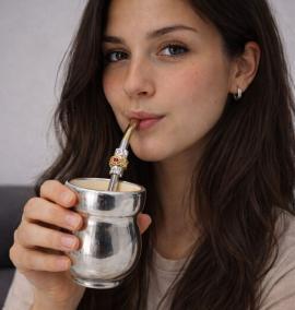 MATE  DE ALUMINIO Y BOMBILLA CHICA